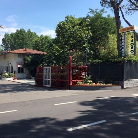 Camping Nuovo Massa  Dış mekan fotoğraf